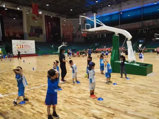 业余篮球队比赛前训练计划怎么写_2